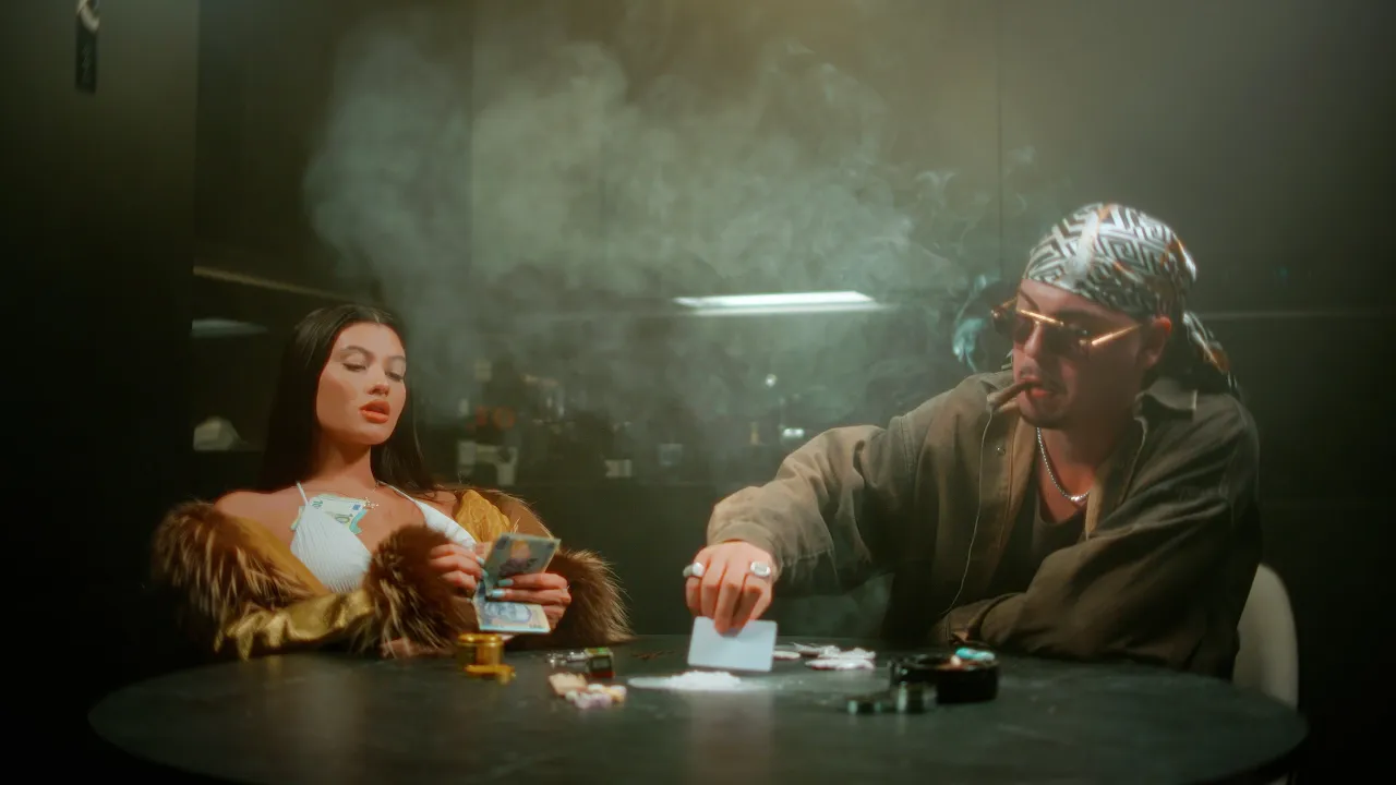 M.G.L. x Erika Isac - Voila