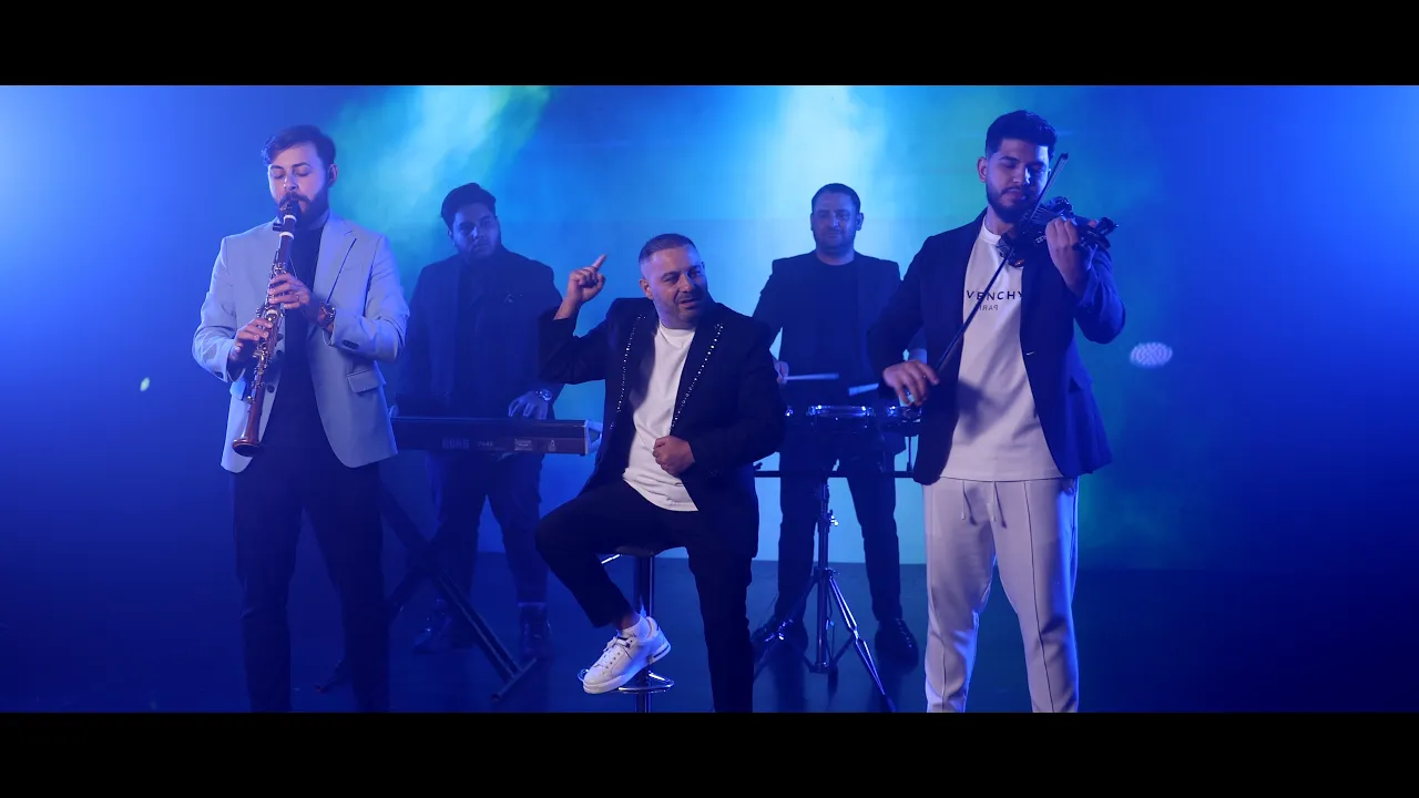 Mihaita Piticu - Cu fratii mei nu vorbesc (Live)