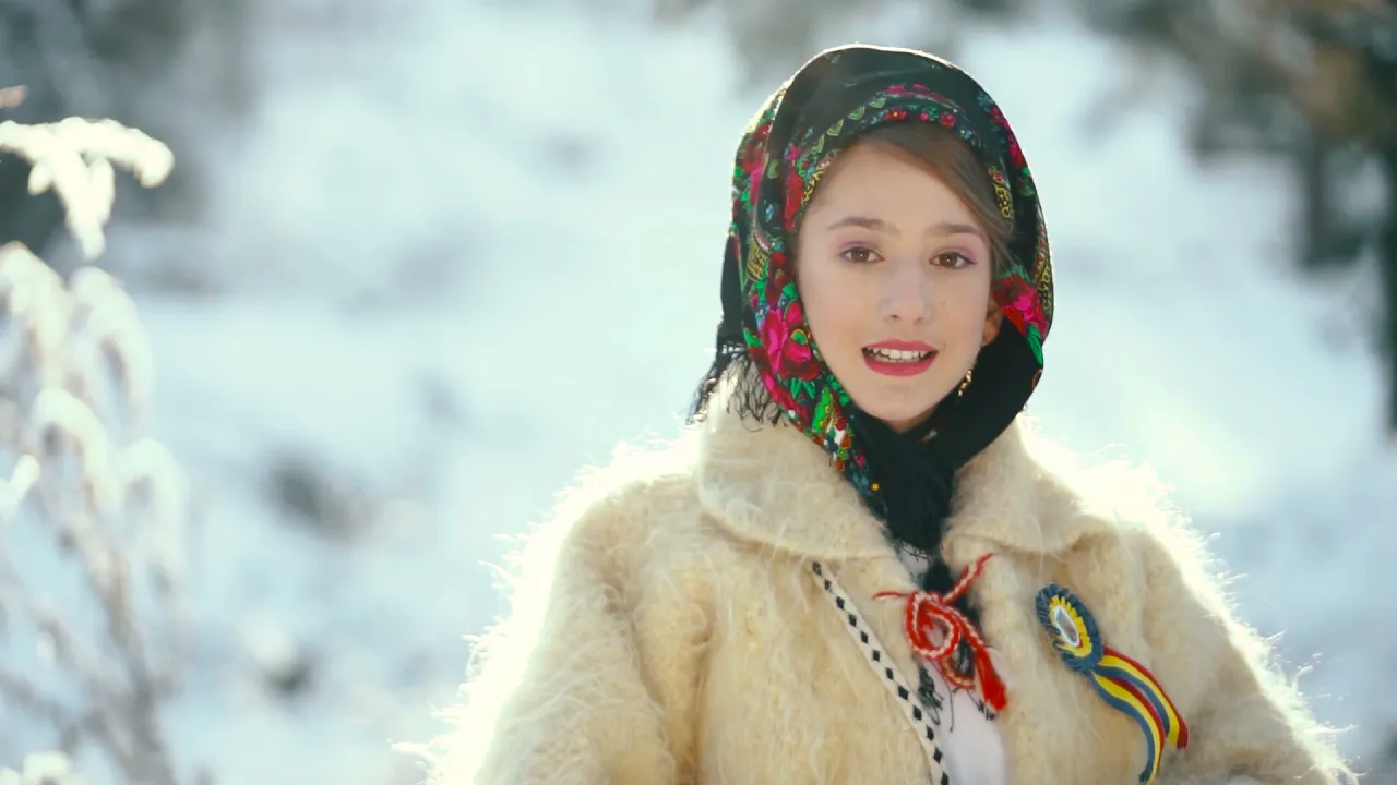 Carla Dumitrean - Scoala gazda aprinde lampa