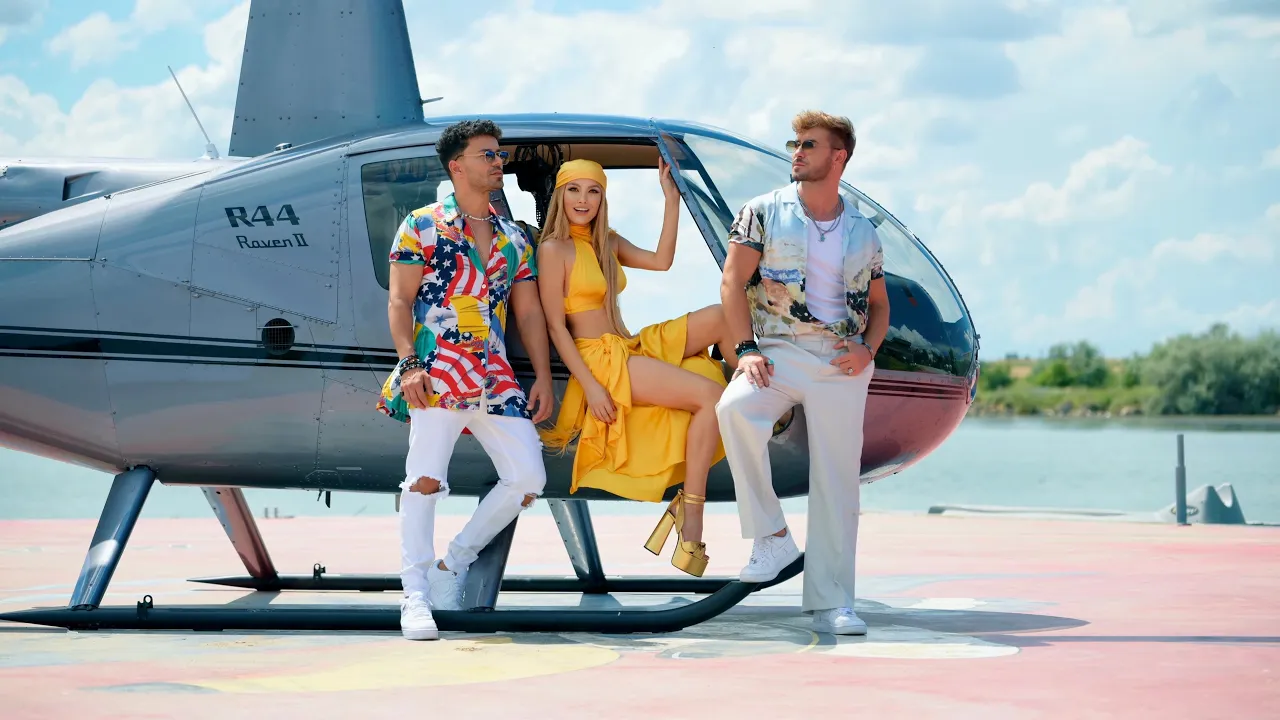 Christian D x ELENA x Dony - BAILAR (Original Radio Edit)