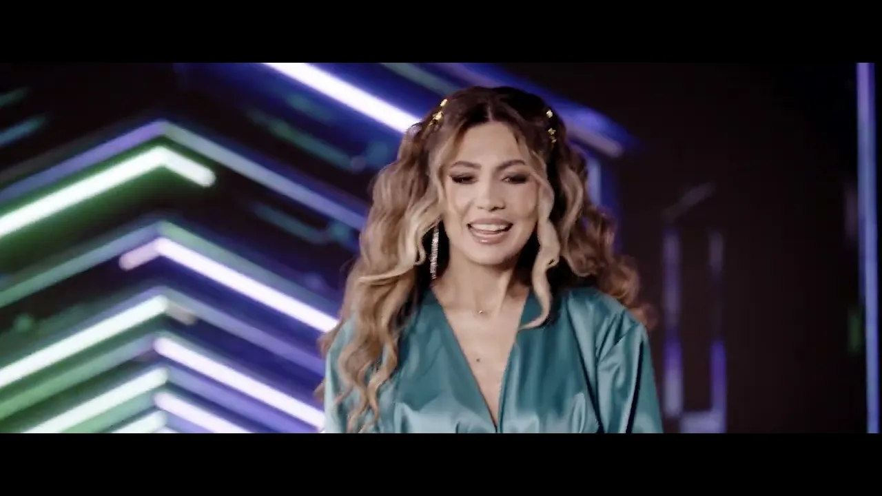 Ticy x Sorina Ceugea x Armin Nicoara - Strig in gura mare te iubesc