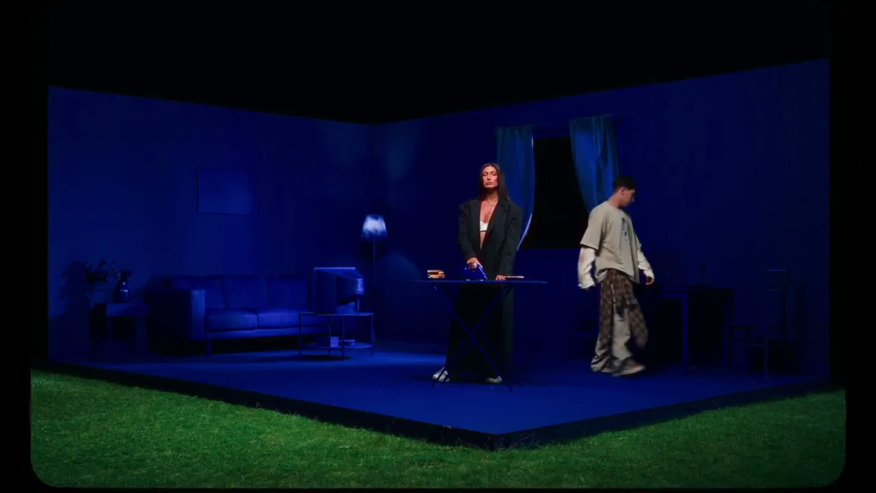 Alina Eremia x NOUA UNSPE - PAPARAZZI