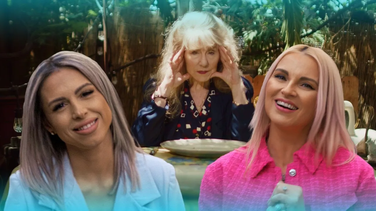 Lena Miclaus si Georgiana Vita - Mama, tu esti totul pe pamant