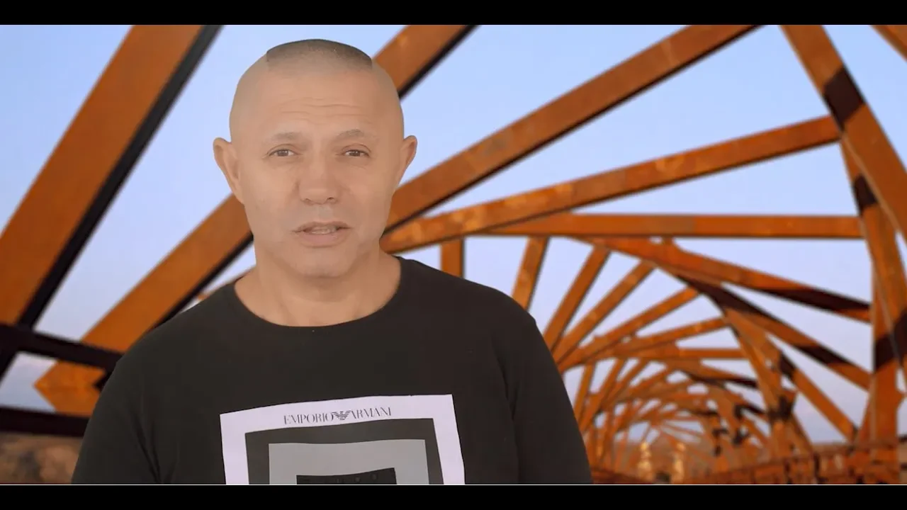 NICOLAE GUTA - Mai stai ca mi-e dor (Originala 2018)