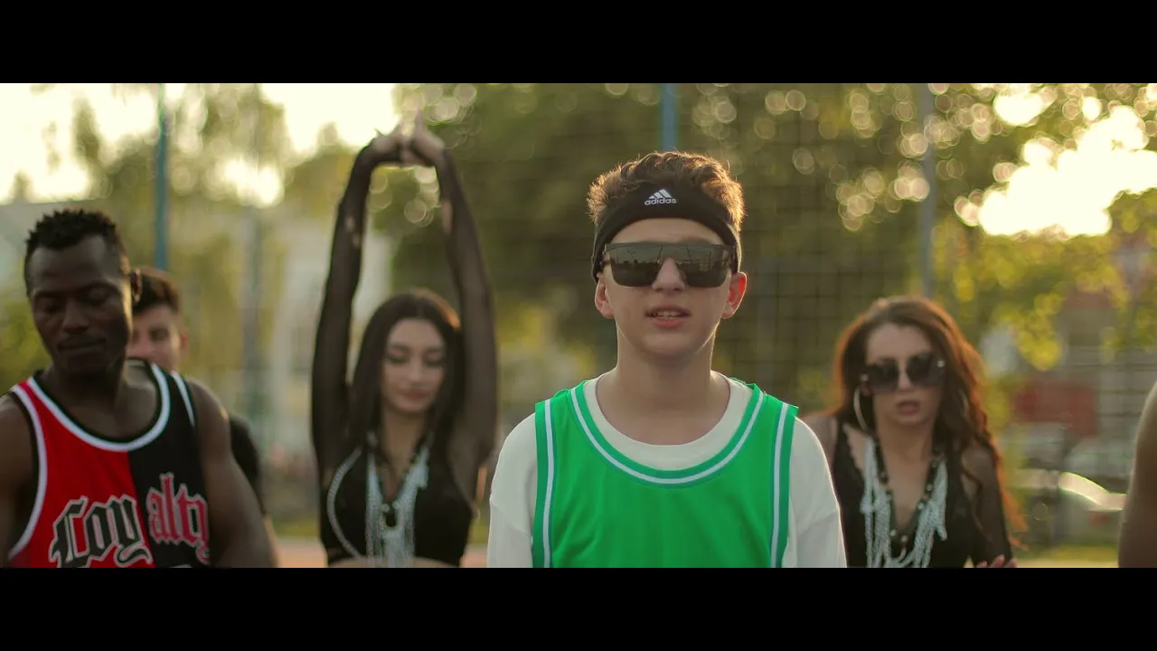 Denis Nuca feat. Q. Baze & Sanch & Antonio - Te iau cu mine (Originala 2022)