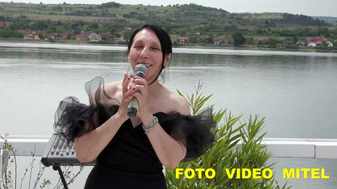 Claudia Anghel si Formatia - Colaj de Joc