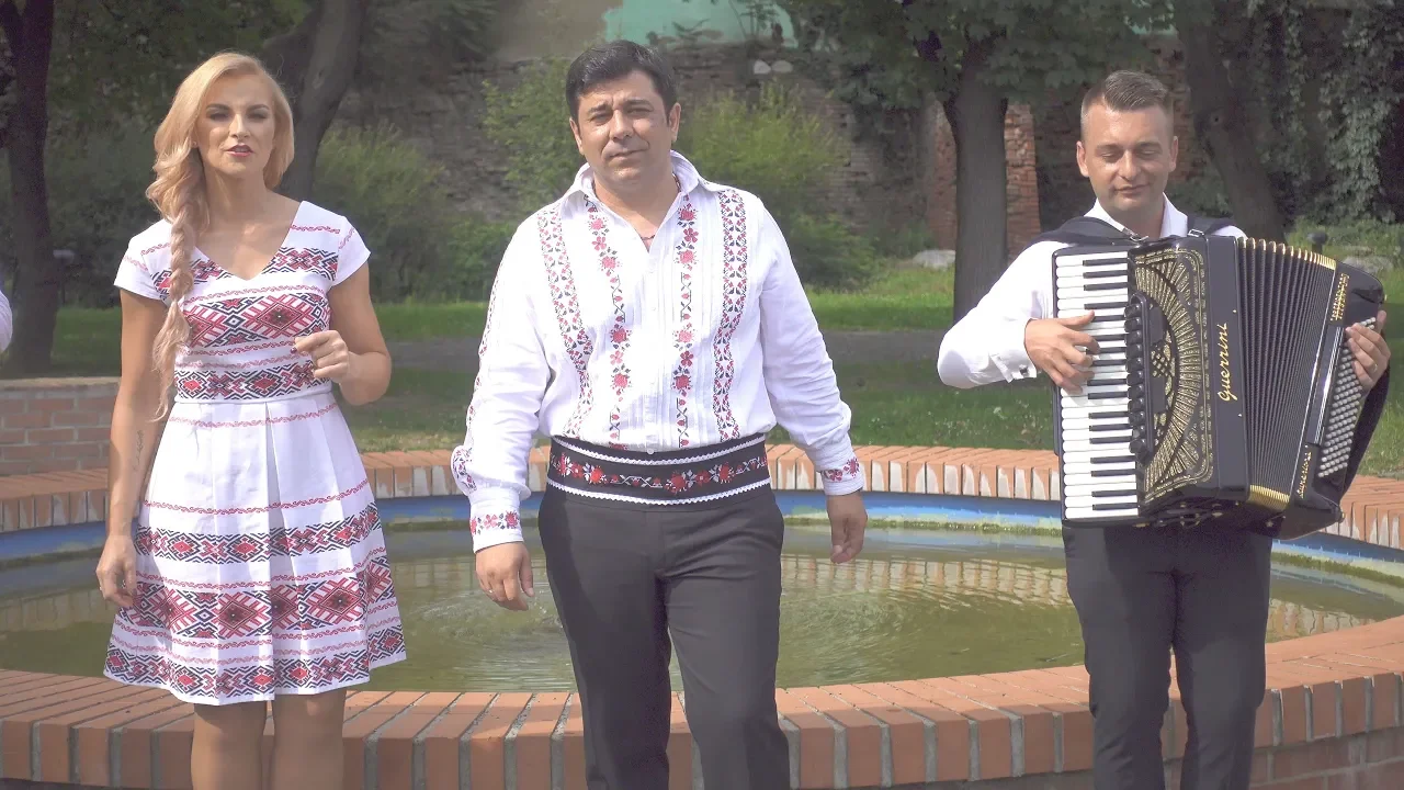 Ghita Munteanu si Lena Miclaus - Amandoi avem defecte (Originala 2018)