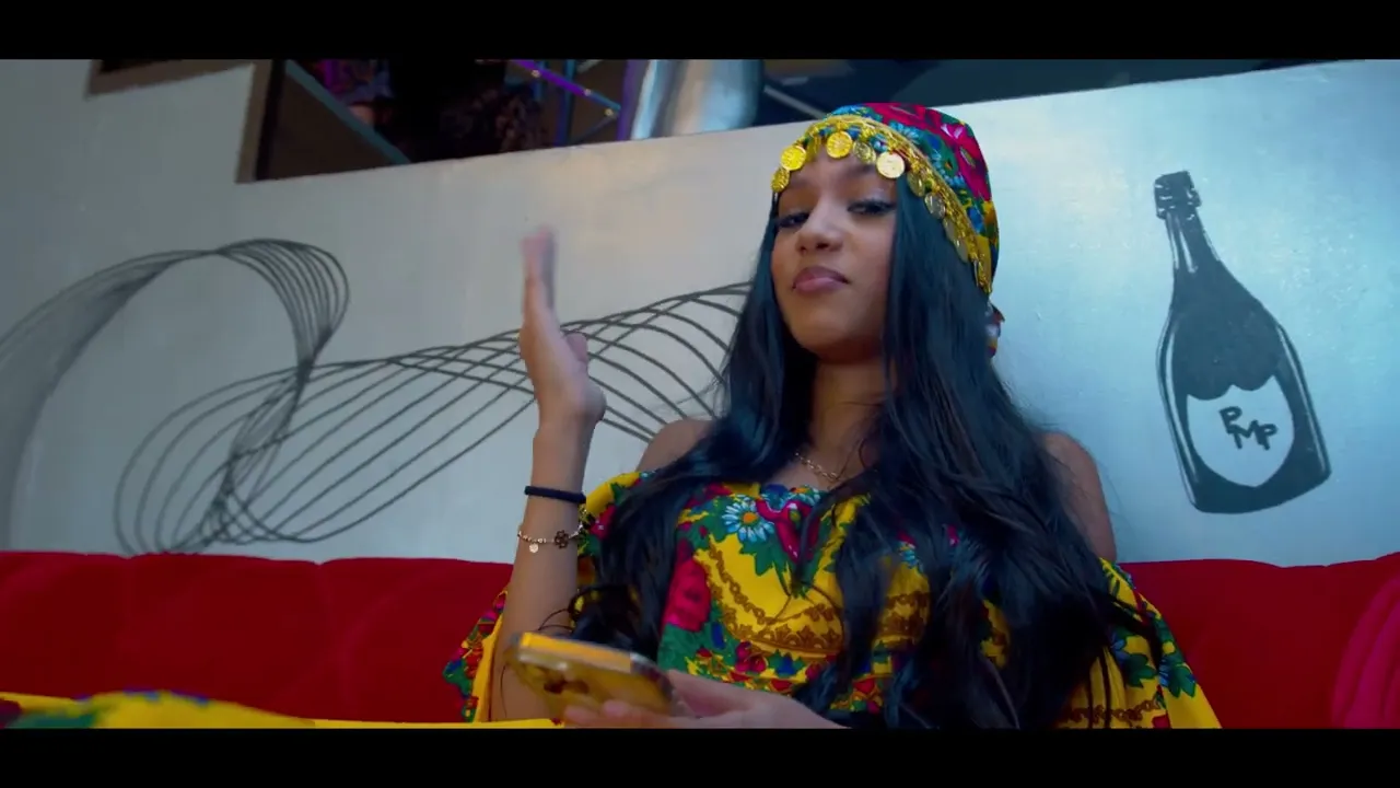 DEDE x SARAH x JASMIN - NE VEDEM PE REVOLUT (ROMANCA SI TIGANCA 2)