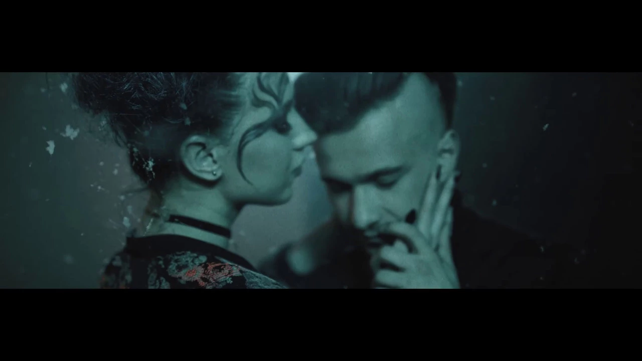 Paulina Feat. Keed - Arunca-ma-n Haos (Original Radio Edit)