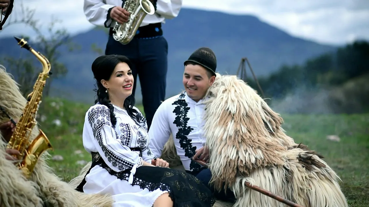 Alex Borza si Diana Leaha - Cu oitele fac bani 2019