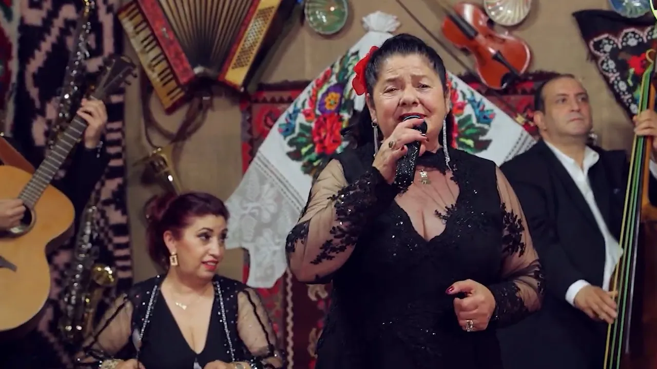 Taraful Rela & Andreita Miron - Stati copii nu va certati