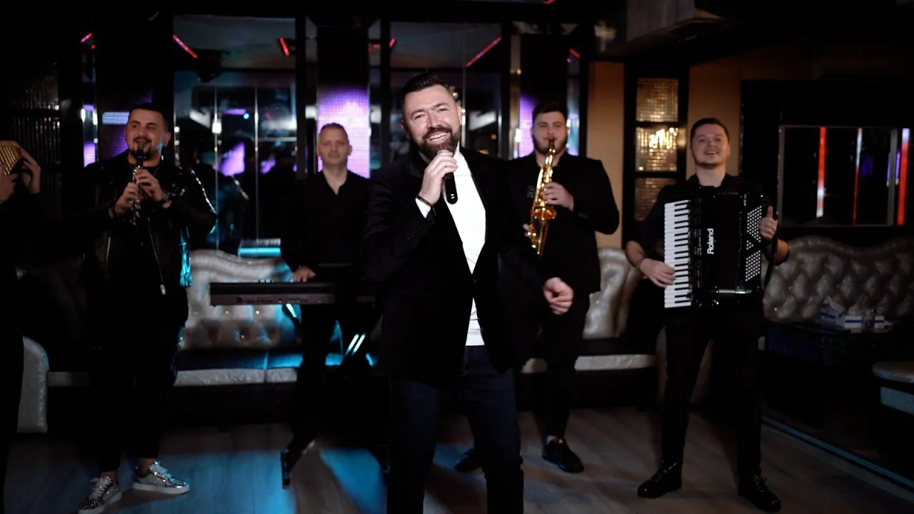 Adrian Cirstea - Priveste-ma mama mai bine (Manele Retro 2023)