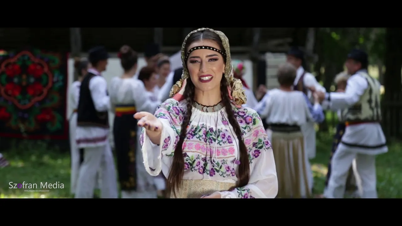 GEORGIANA NECSA - UNDE CANT BANAT DE TINE