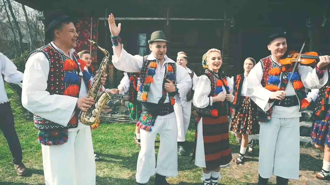 Camelia Pop, Stefan Vlasin si Fratii Mat - Hori morosenesti