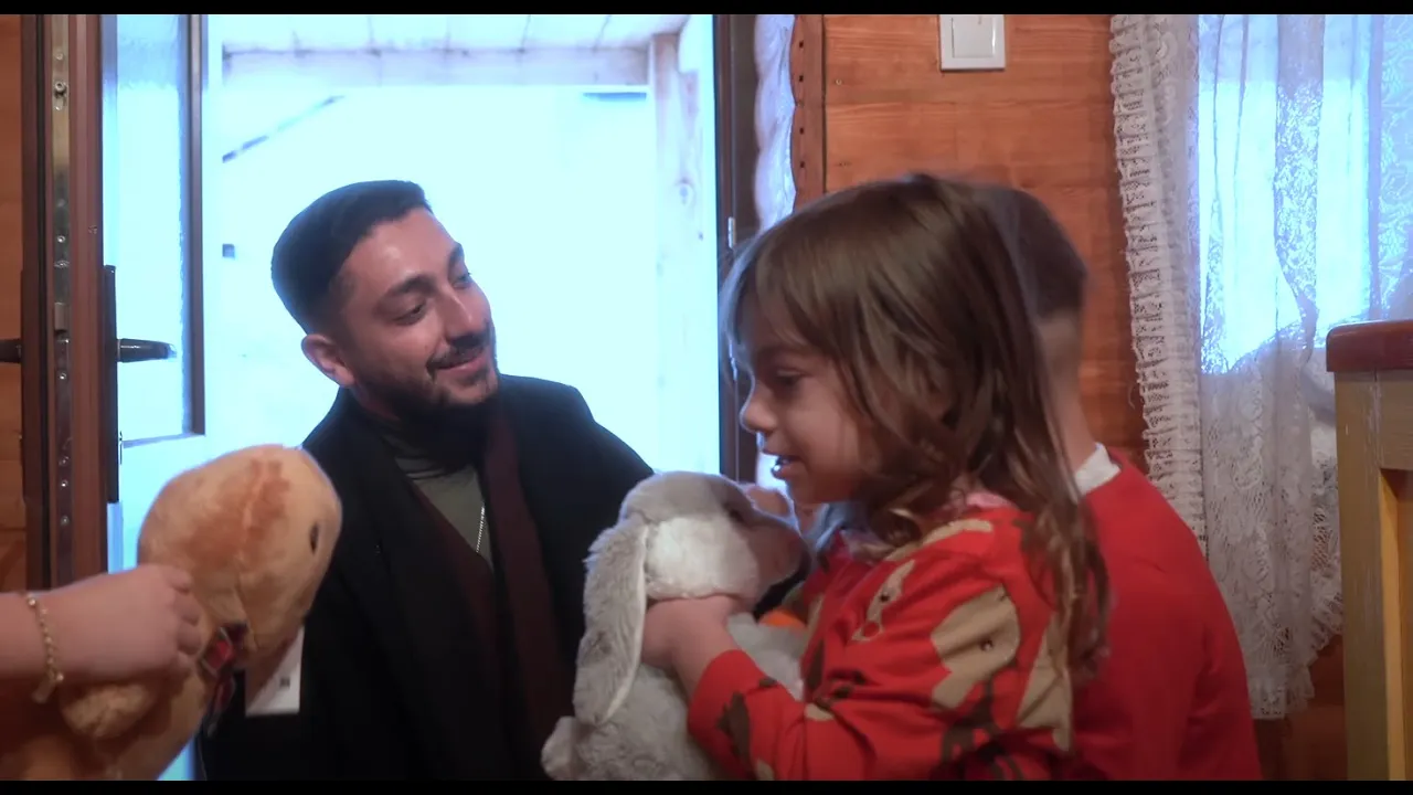 Toni de la Brasov x Patrick Luis - Am vrut sa fiu acasa de Craciun