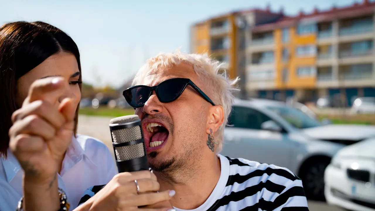 KEED - REGELE S-A INTORS