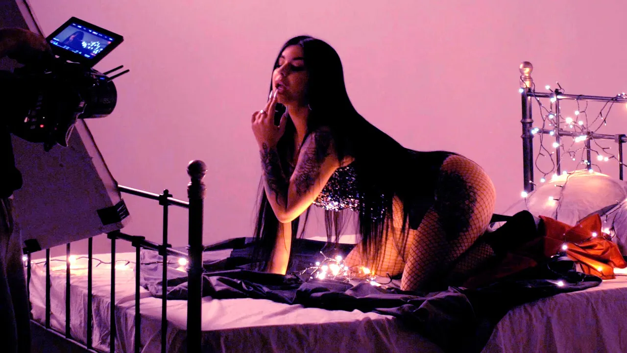 LUCY feat. GUEZ - Atat de Buna (Original Radio Edit)