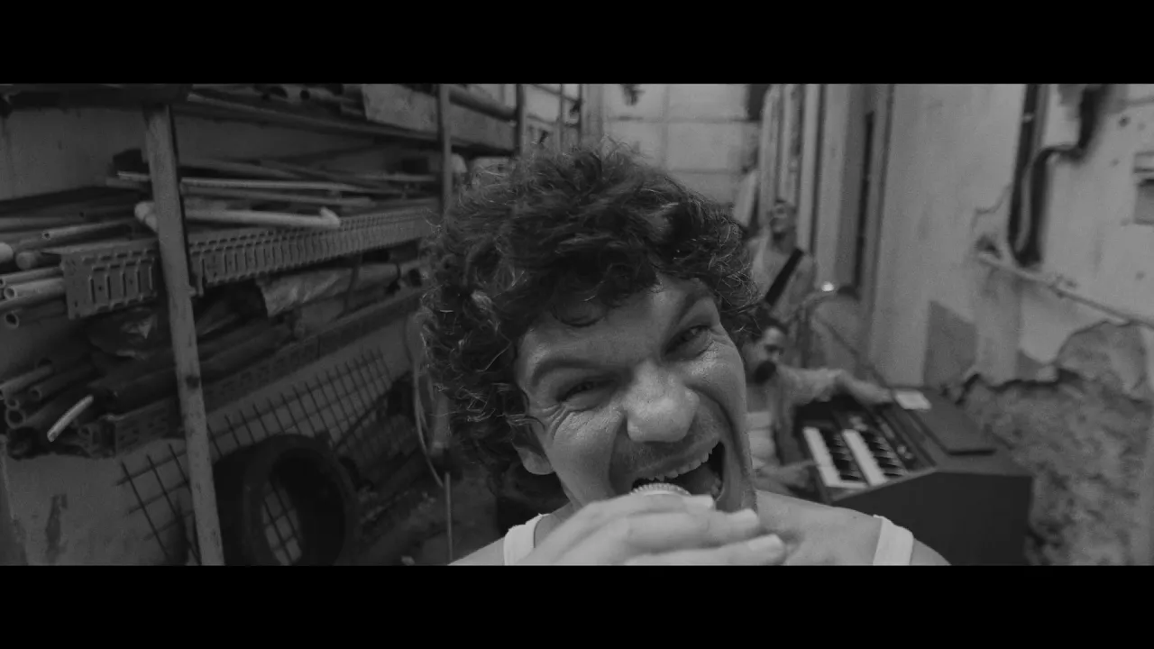 VAMA feat. Omu Gnom - Pandemie (Original Radio Edit)