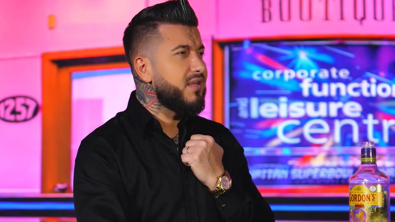 ZENYS - In mana stanga o poza (Originala 2023)