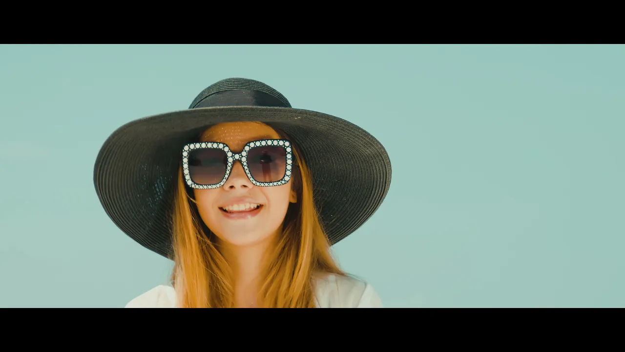 AlleMarie - Cu ochii in soare (Originala 2021)