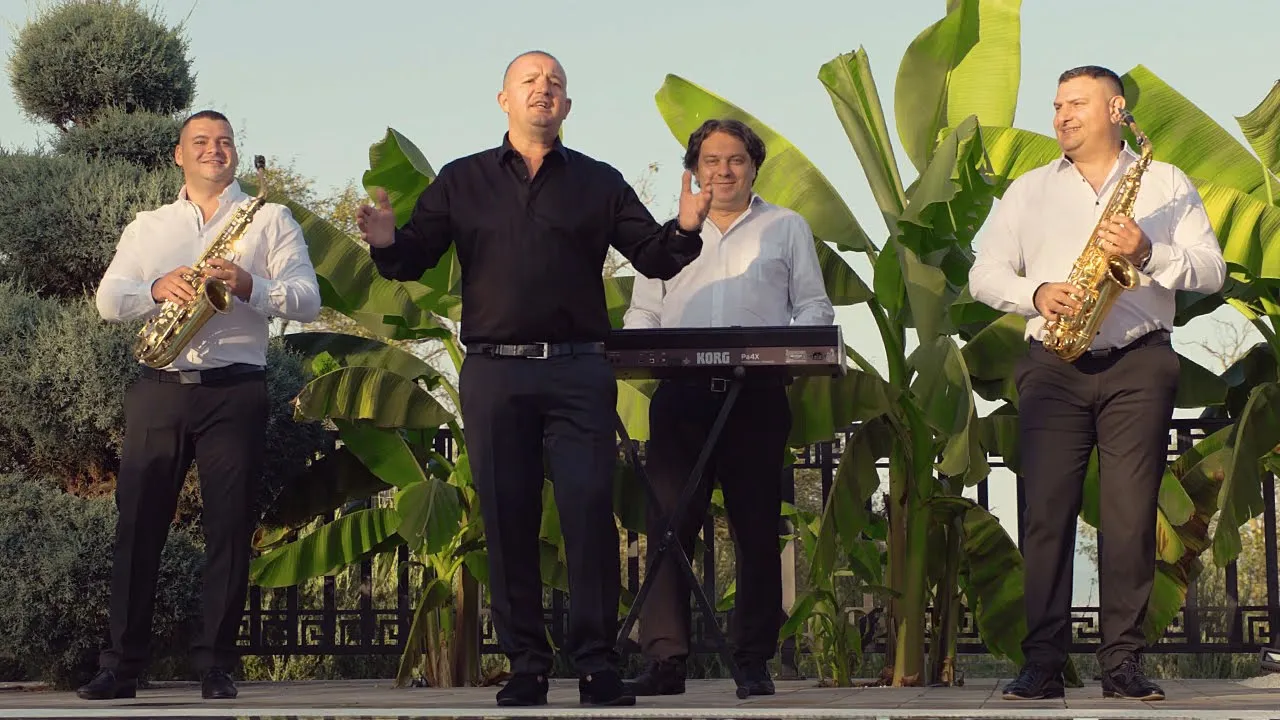 Calin Crisan - Suntem gasca de nebuni