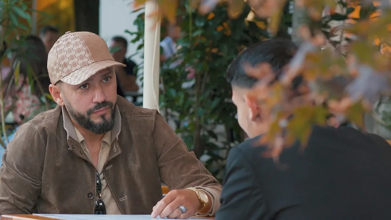 Zamfir de la Baia Mare - Omule cu doua fete