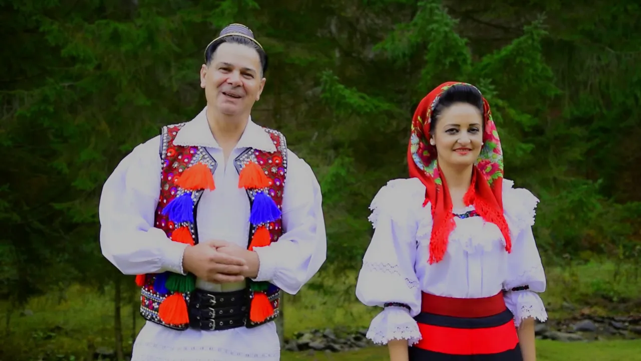 Gigi Roman si Melania Negrea Miclaus - De amu vremea sa intors 2018