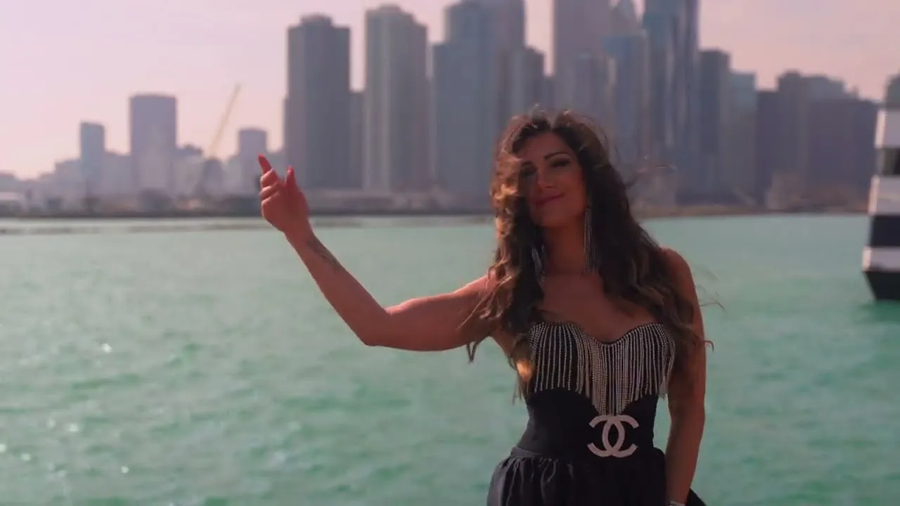 Carmen Feraru - Of Of 2024