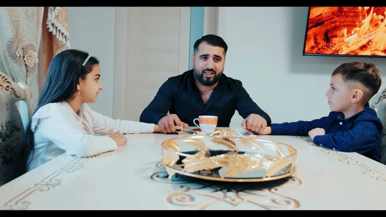 Sebi de la Timisoara - Cand ai baiat si fata