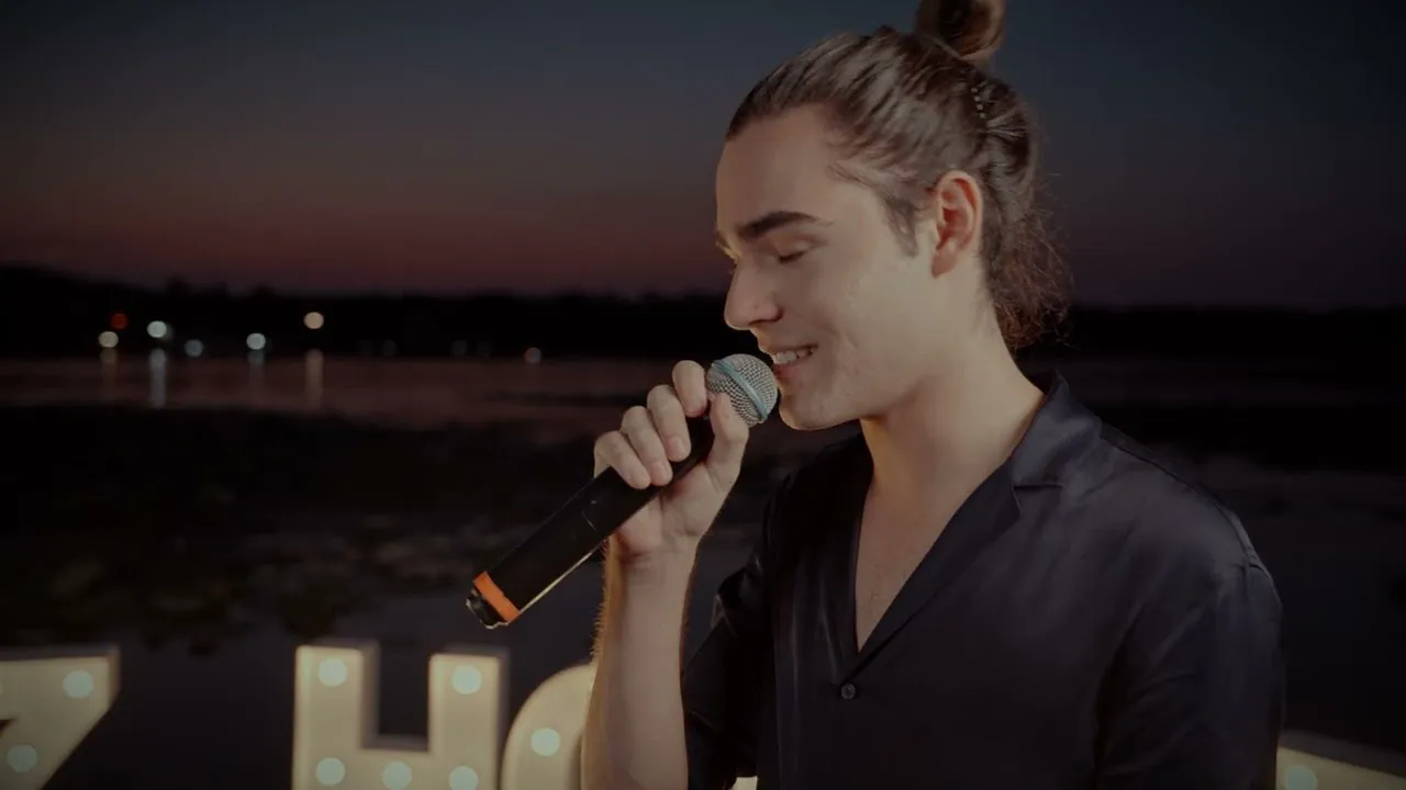 Roxen x Radu Stefan - Ce-ti Canta Dragostea Live Session BuzzHouse
