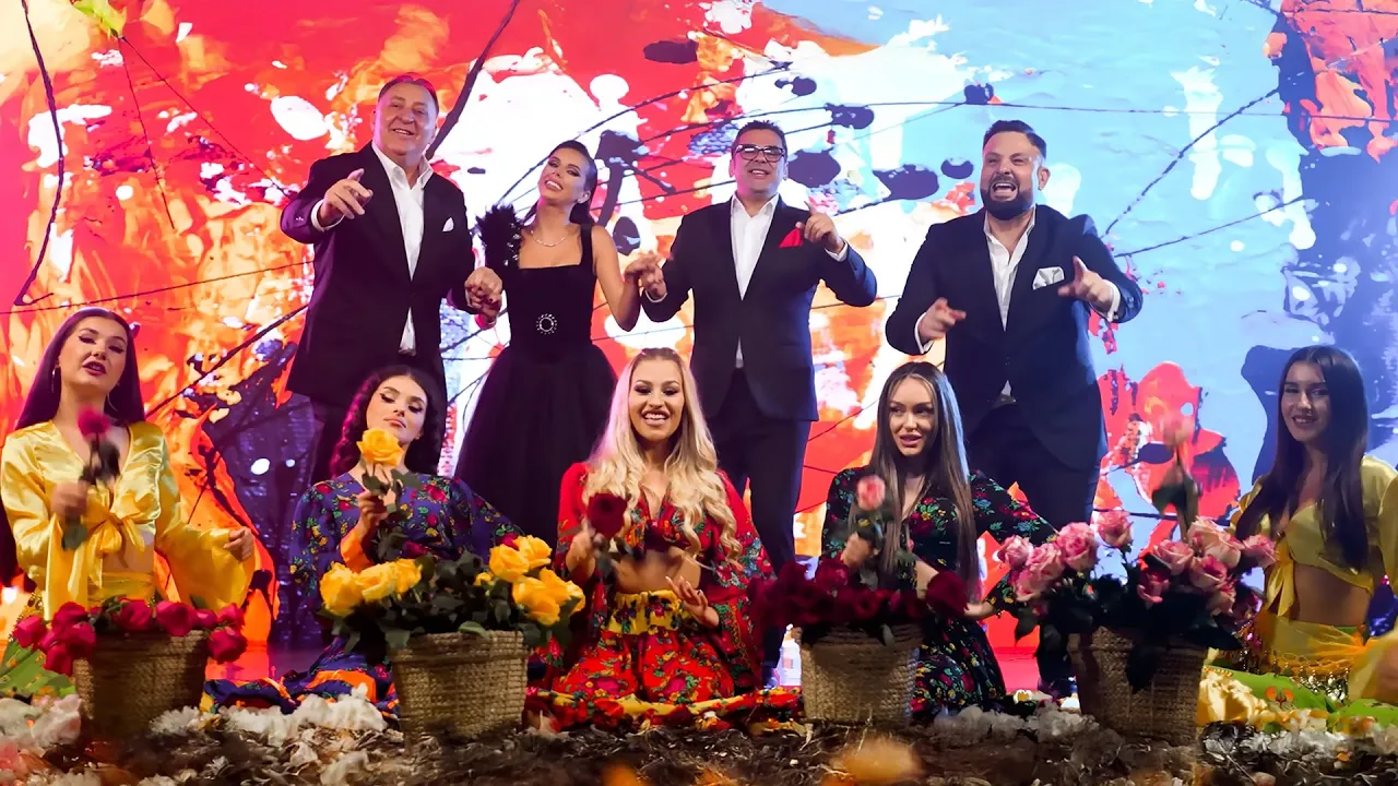 Vali Vijelie x Georgiana Lobont x Baboiash x Stelu Pandelescu - Ia d-aici (Hituri de Petrecere)