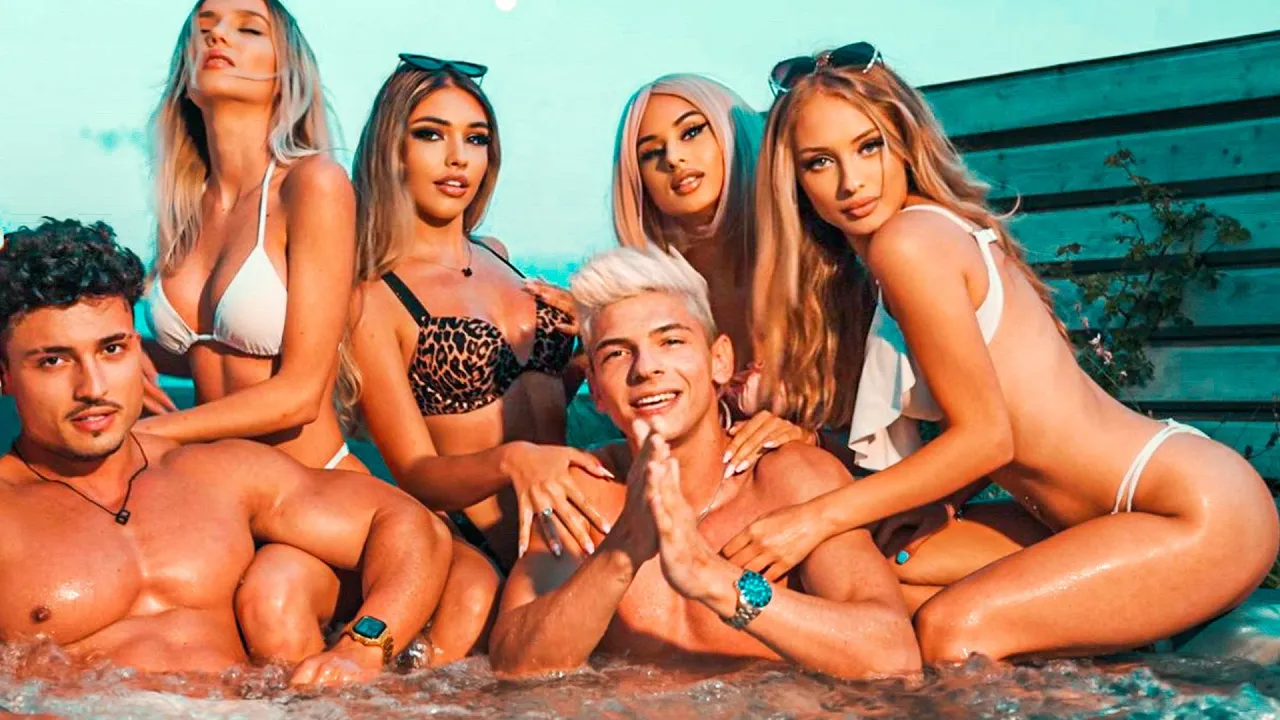 Antonio Pican - Fata Blonda (Original Radio Edit)