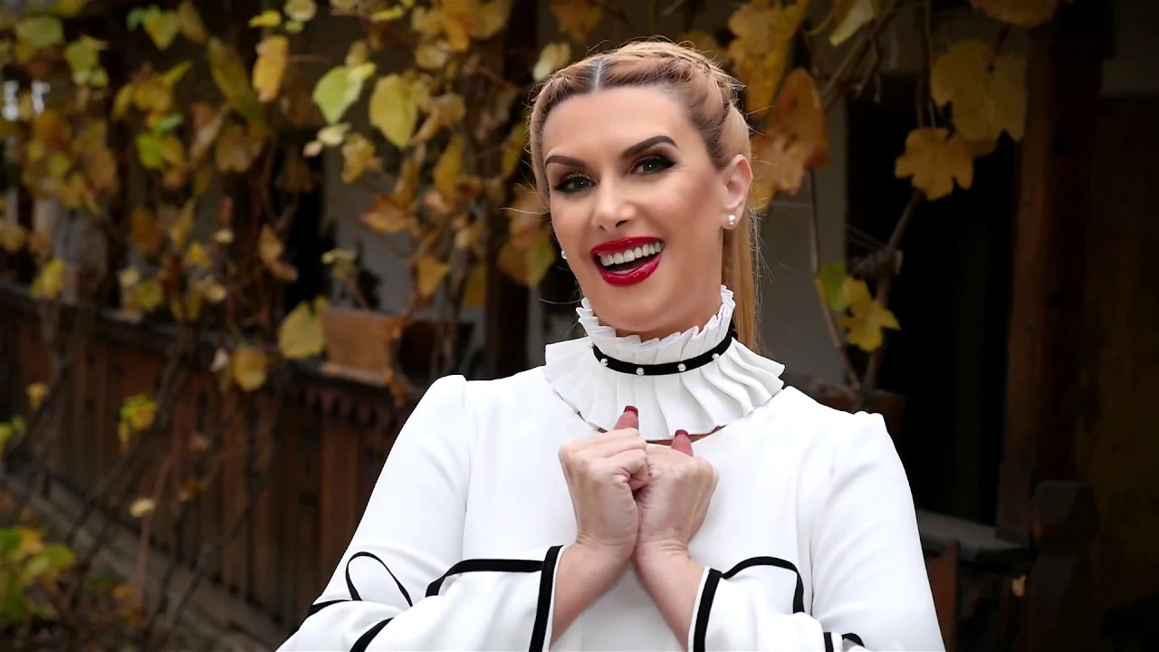 Simona Nicolae - De-ti prieste rasaritul 2018