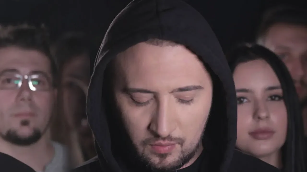 F.Charm - Mii de fete feat. Alex Ionescu (Original Radio Edit)