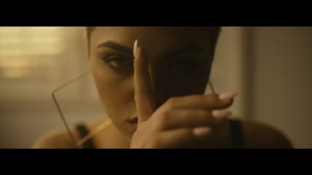 NOSFE - Vayacondios feat. Killa Fonic (Original Radio Edit)