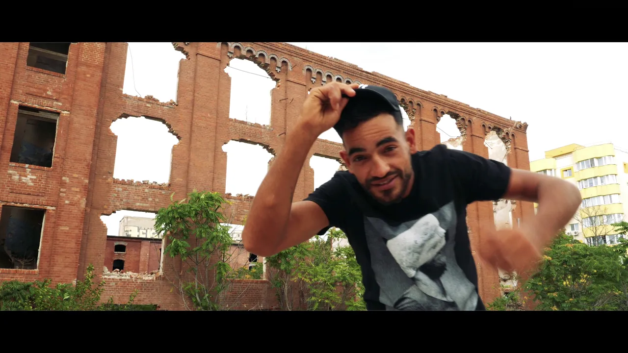 George de la liceul 5 - A dati balamucul in voi (Originala 2021)