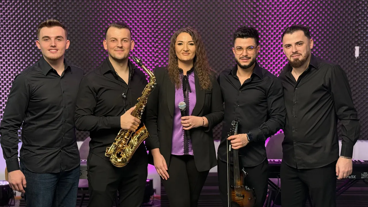 Claudia Nitu & Trupa Art - Moara cu noroc (COVER)