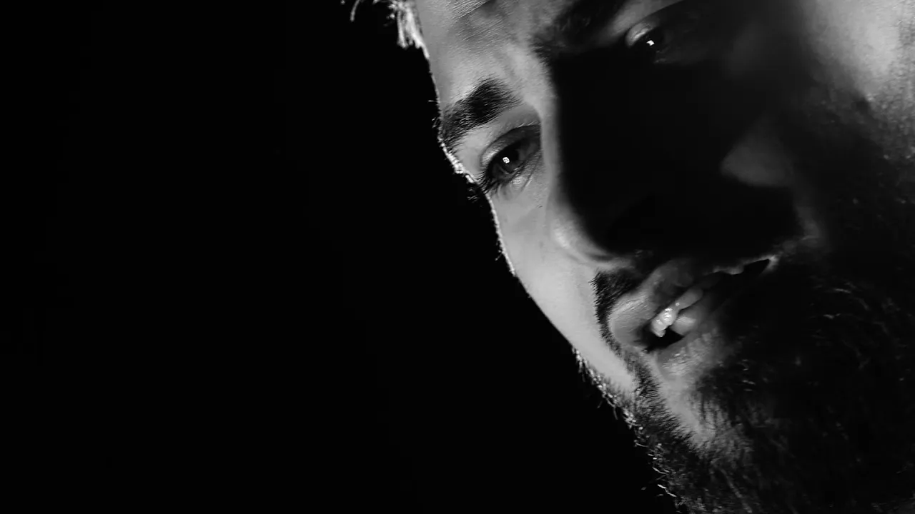 Lele - Mai bine il uiti (Originala 2020)