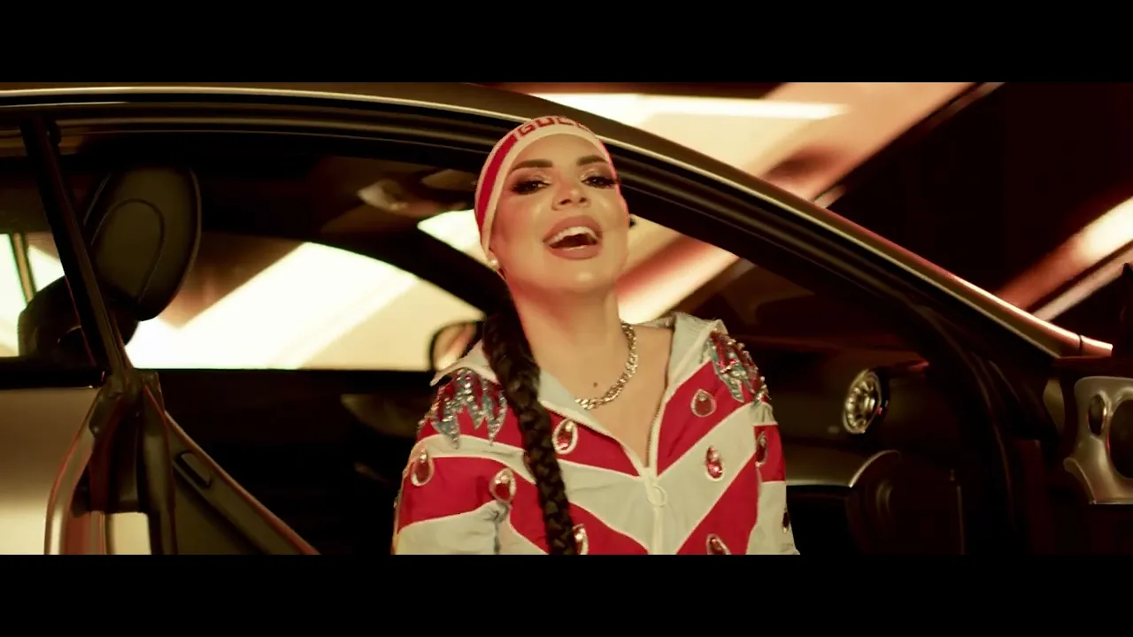 CELE MAI FRUMOASE MANELE MARTIE