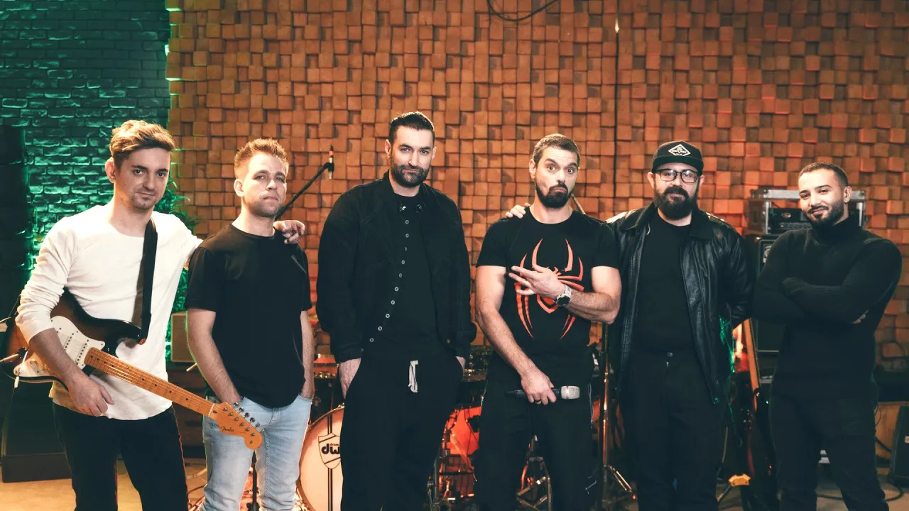 Smiley x DOC - Locul sfinteste omul (Live Session)