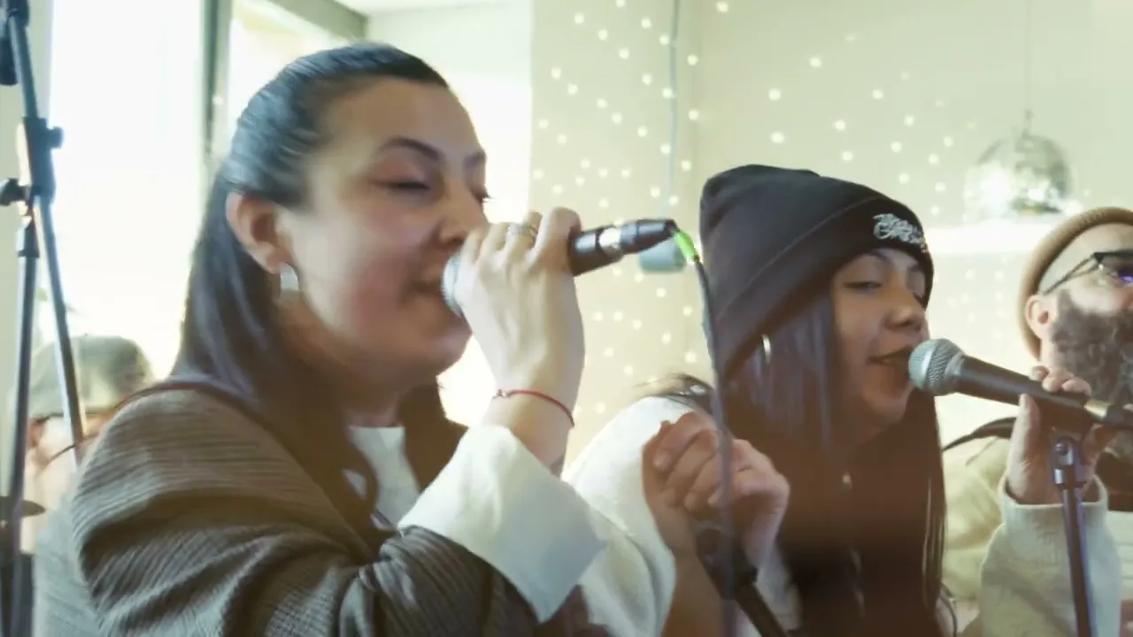 IOANA x Soultrain - CINE (Morning Live Session Ambasada)