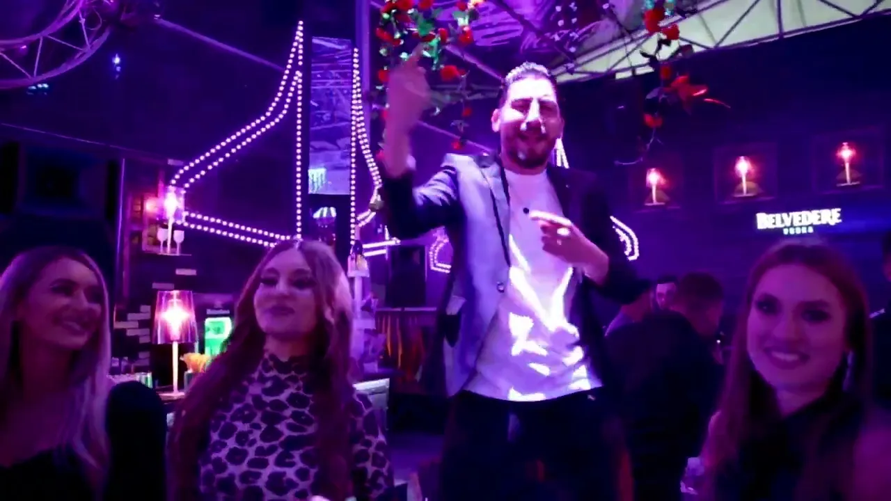 Manu de la Mizil - O femeie frumoasa