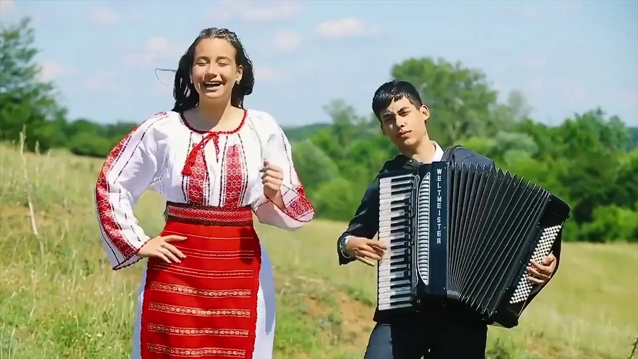 Udubasa Andreea - Azi mi e viata ca o floare NOU 2021