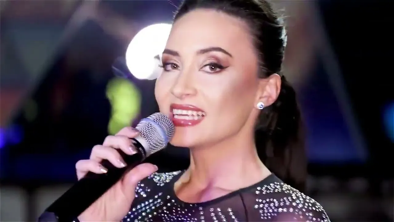 Diana Bucsa - Tineretea mi s-a dus cu anii