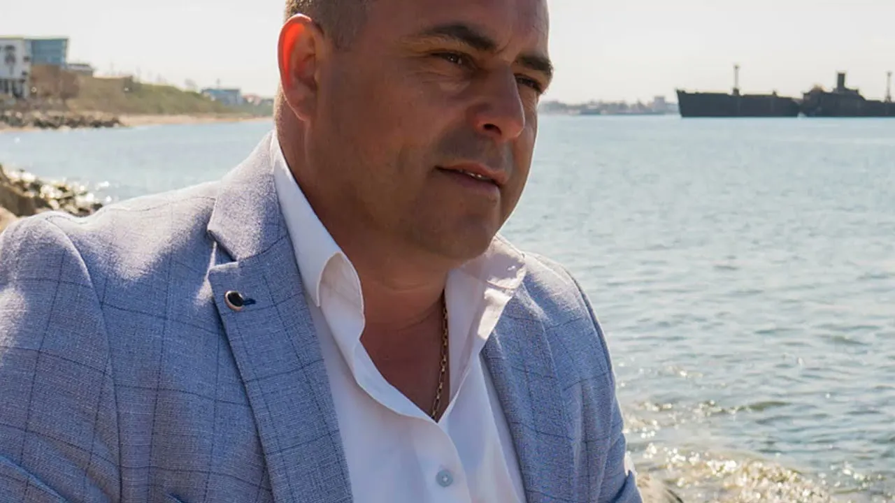 MUZICA DE PETRECERE COLAJ NOU CU SORINEL DE LA PLOPENI