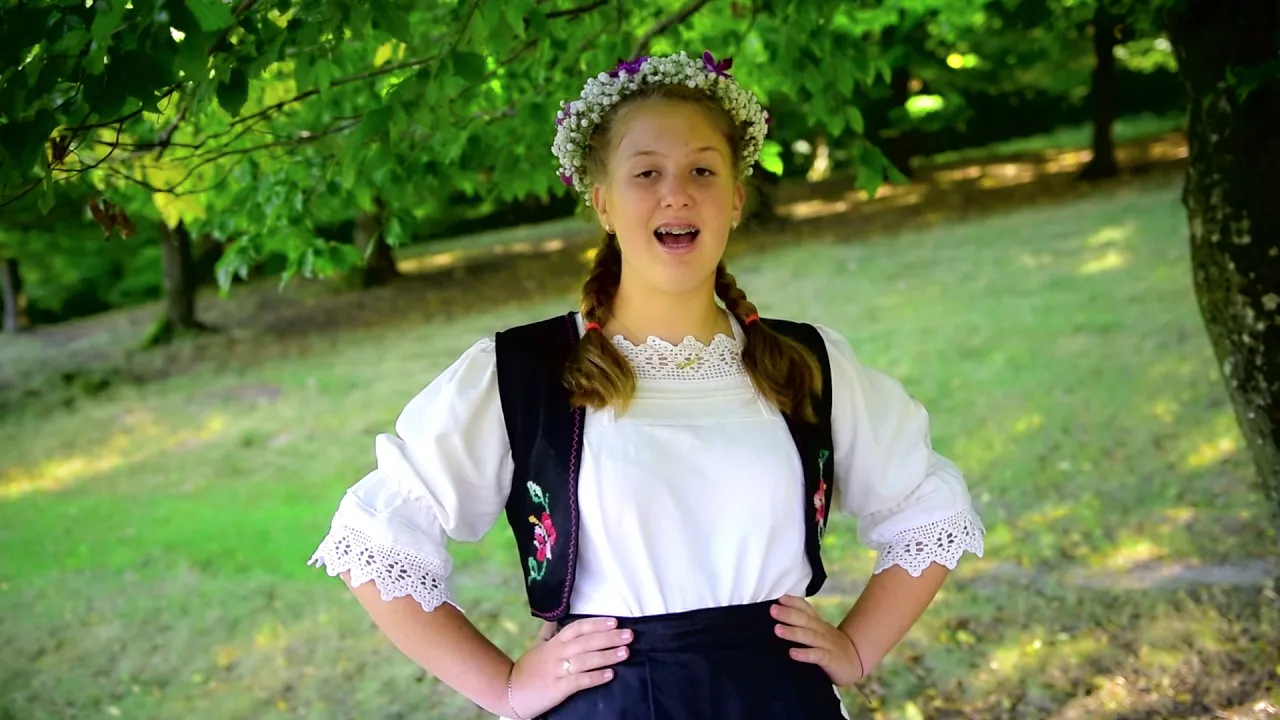 Deac Cristin - Eu is Ana botezata