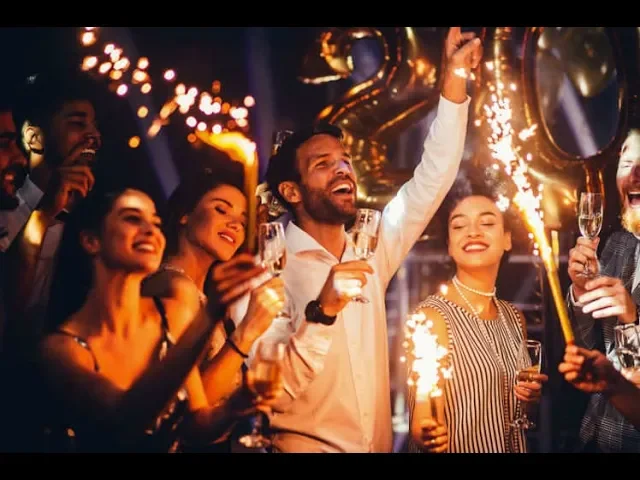 Colaj 2019 Etno 2019 - Seara asta facem show si ne distram Colaj 2019 Melodii de Petrecere