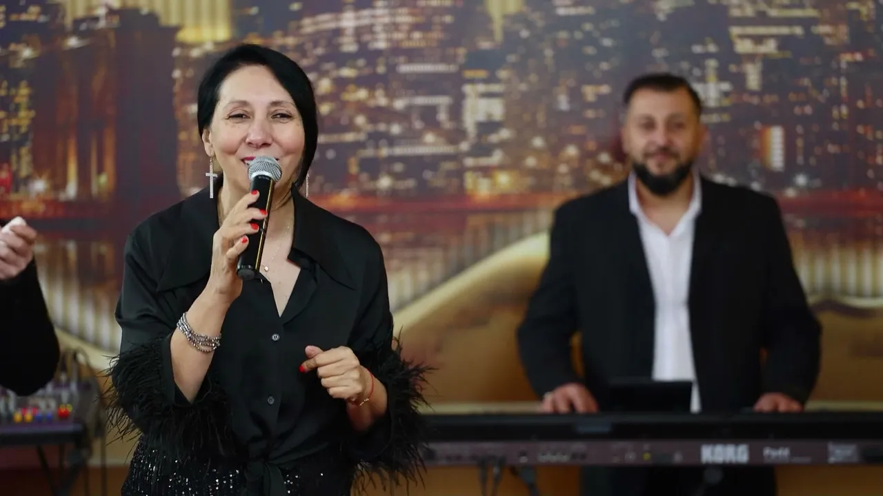 CLAUDIA ANGHEL & FORMATIA DYAMANTYS - CAND SUNT IMPREUNA FRATII COVER 2023