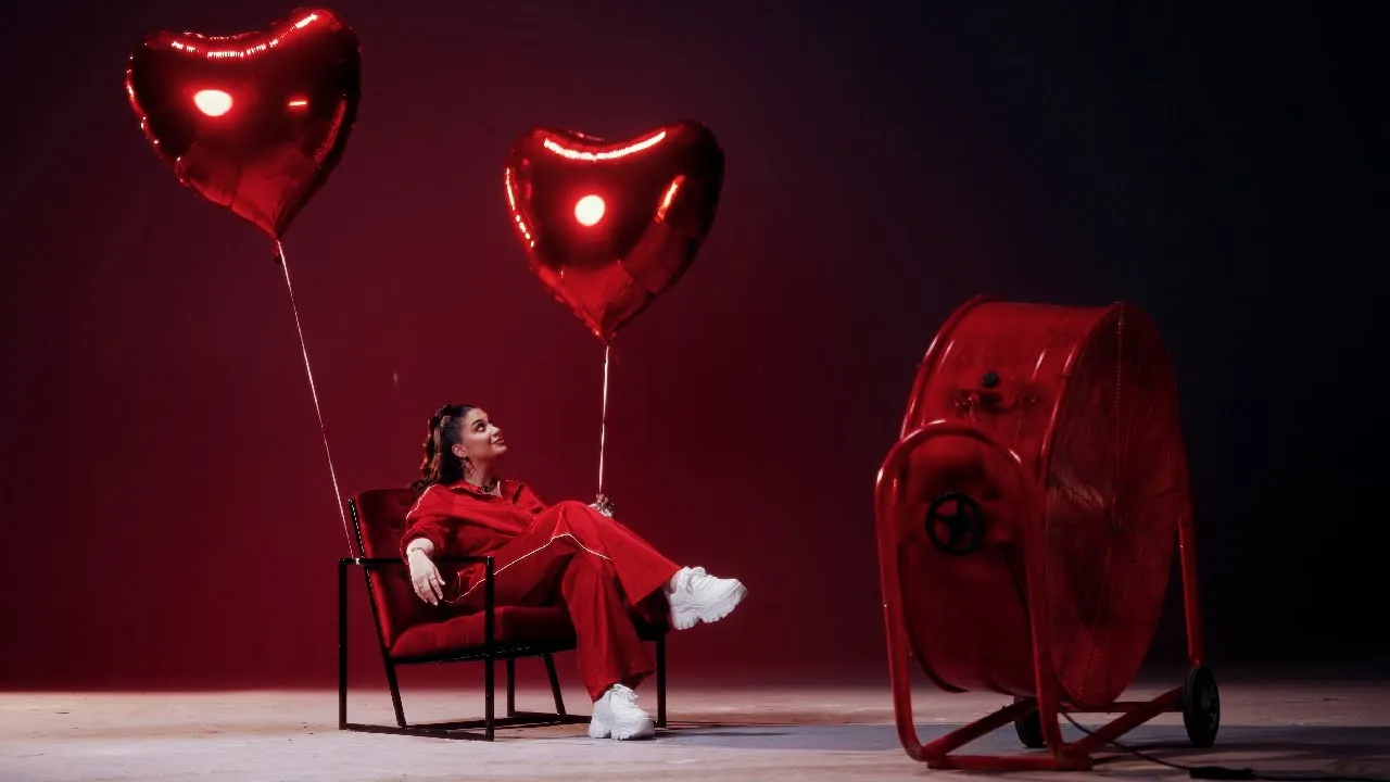 Betty Salam - O Piesa Cinstita