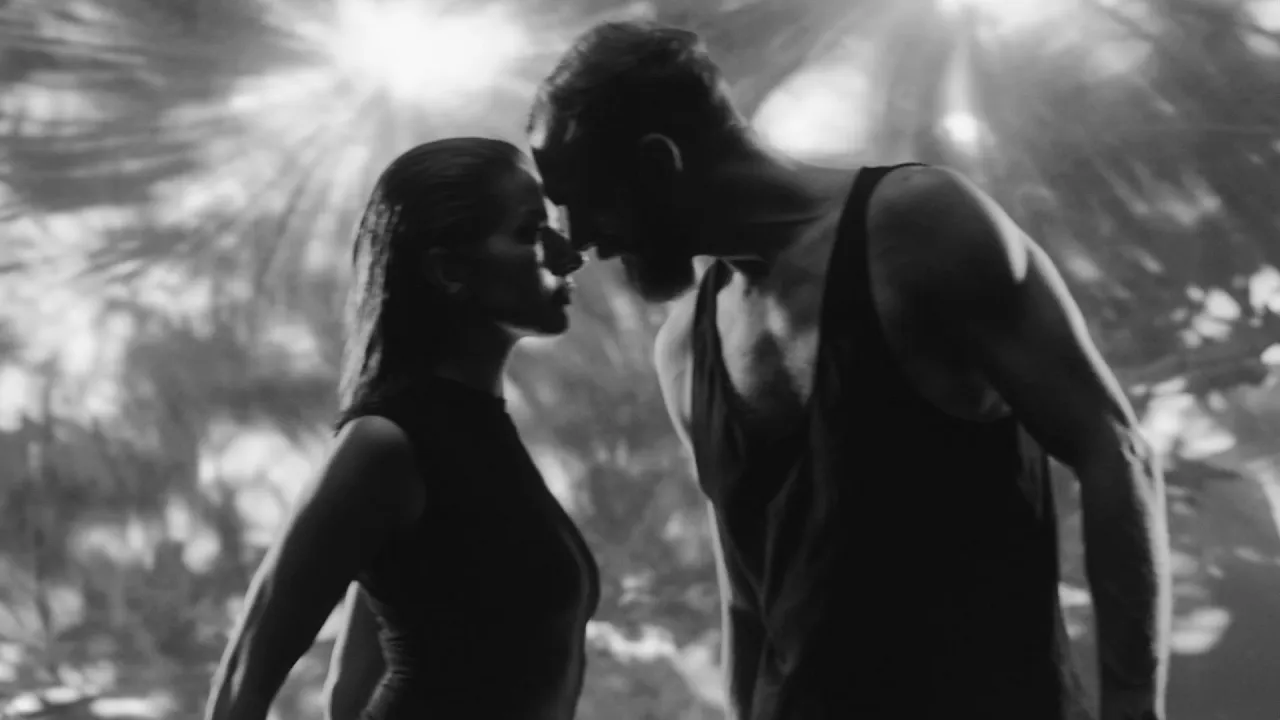 Lidia Buble - Rosu nuclear